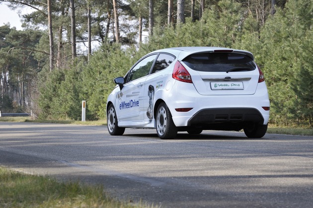 Der Antrieb für das Stadtauto von morgen - Schaeffler und Ford zeigen Ideenauto mit E-Wheel Drive / Hochintegrierte Radnabenantriebe sind ein Schlüssel für neue Fahrzeugkonzepte