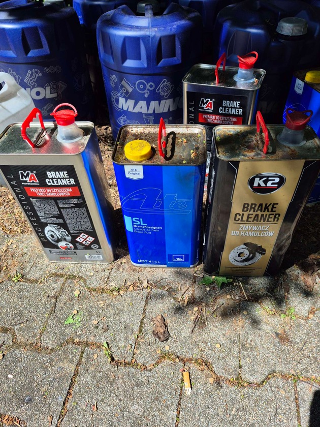 POL-OG: Baden-Baden - Zeugen nach illegaler Abfallentsorgung gesucht