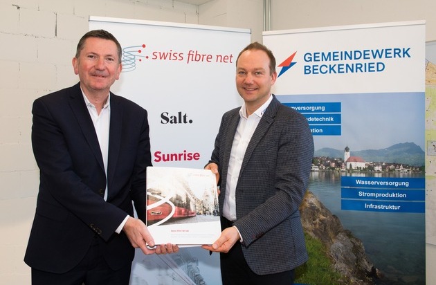 Swiss Fibre Net AG: Schweizweiter Ausbau des Glasfasernetzes: Rund 10 000 weitere Schweizer Haushalte können ab sofort auf das offenen Glasfasernetz der Swiss Fibre Net AG zugreifen