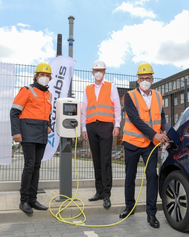 Aurubis und HAMBURG ENERGIE bauen einen der größten Ladeparks für E-Mobilität in Norddeutschland