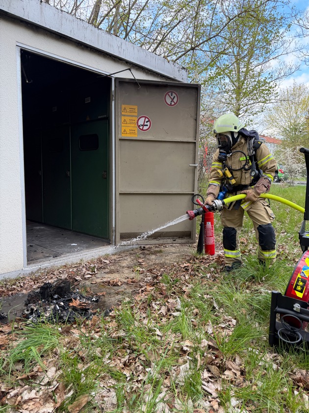 FW Helmstedt: Brennt Transformatorenhaus