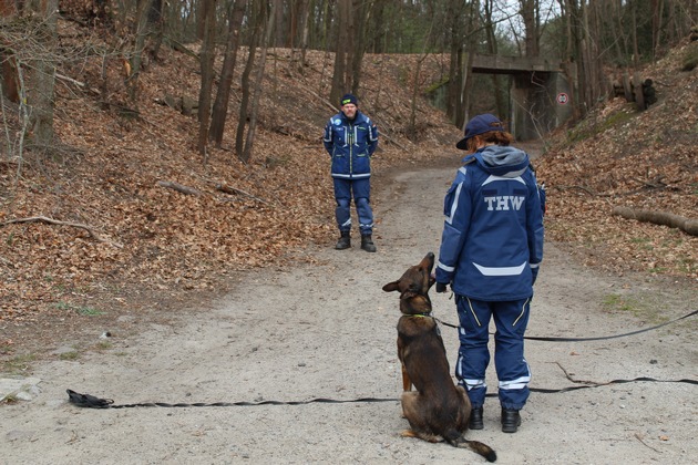 THW LVBEBBST: THW veranstaltet in Berlin erstes bundesweites Rettungshundetreffen