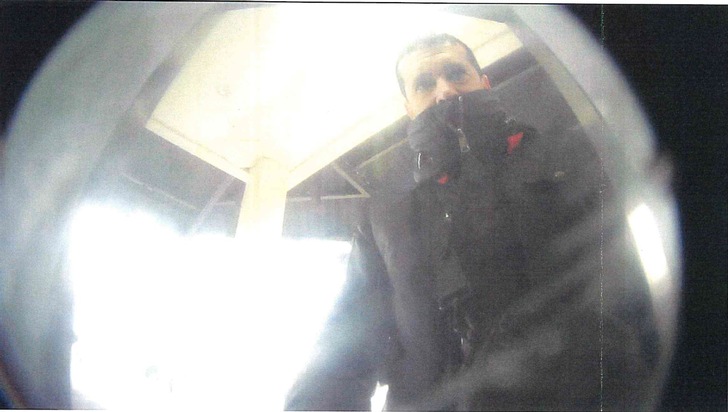 LPI-G: Öffentlichkeitsfahndung nach Diebstahl von Geldbörse und Computerbetrug - Fotos des Täters