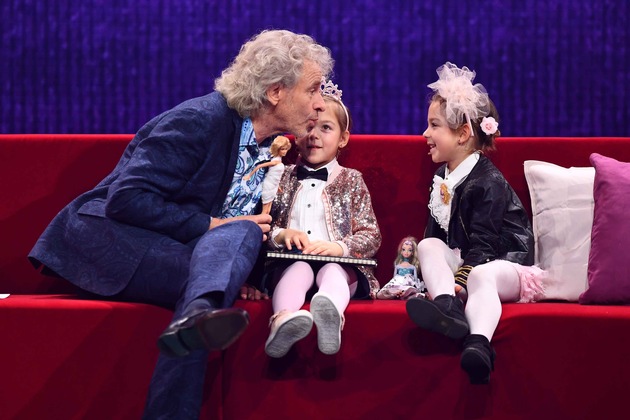 &quot;Ich sehe aus wie eine Tiger-Wurst&quot; - Thomas Gottschalk gibt in &quot;Little Big Stars&quot; am Sonntag sein Catwalk-Debüt