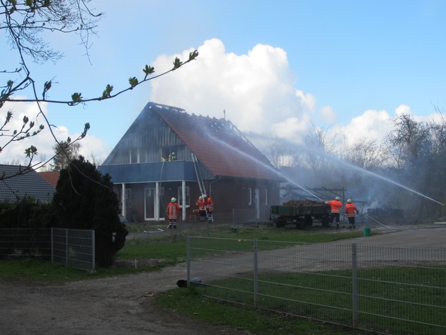 POL-WL: Brand eines Einfamilienhaus