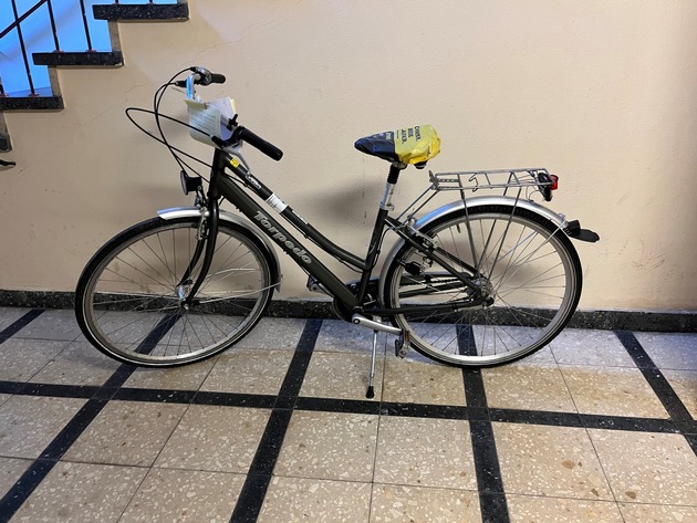 POL-NI: Stadthagen - Polizei ermittelt Fahrraddieb / Vier Fahrräder noch nicht zugeordnet