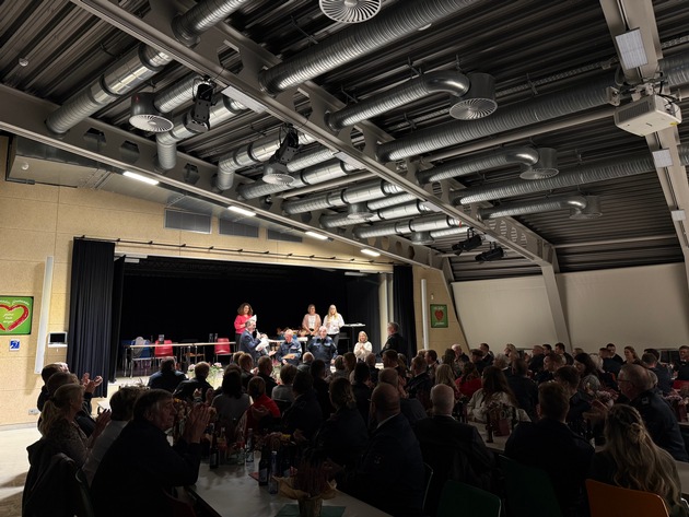 FW-Dorsten: Sieben Jahrzehnte Feuerwehrleidenschaft