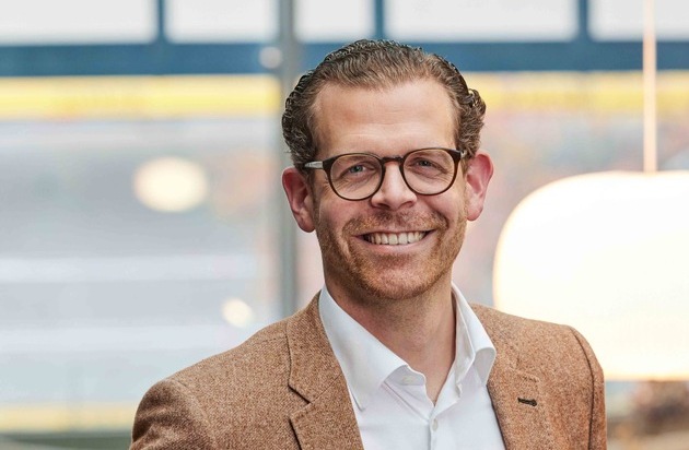 ROLAND Rechtsschutz-Versicherungs-AG: ROLAND Rechtsschutz unterstützt BILD-Initiative zur Bekämpfung von Gewalt gegen Frauen / Für den guten Zweck steuert der Rechtsschutz-Versicherer seine kostenfreie Hilfsberatung bei