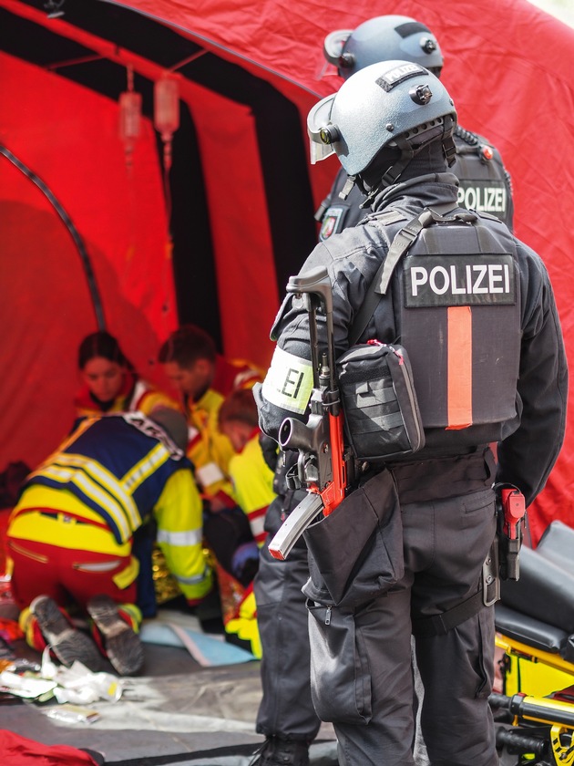 POL-BO: Erfolgreiche &Uuml;bung von Feuerwehr und Polizei