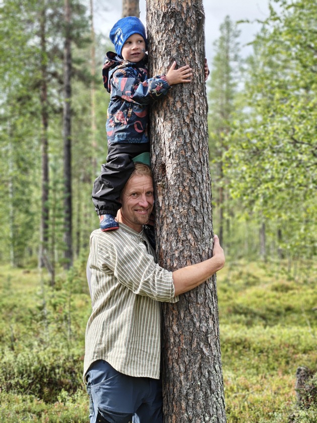 Bäume umarmen, Weltmeister:in werden: TreeHugging World Championships 2026 in Levi