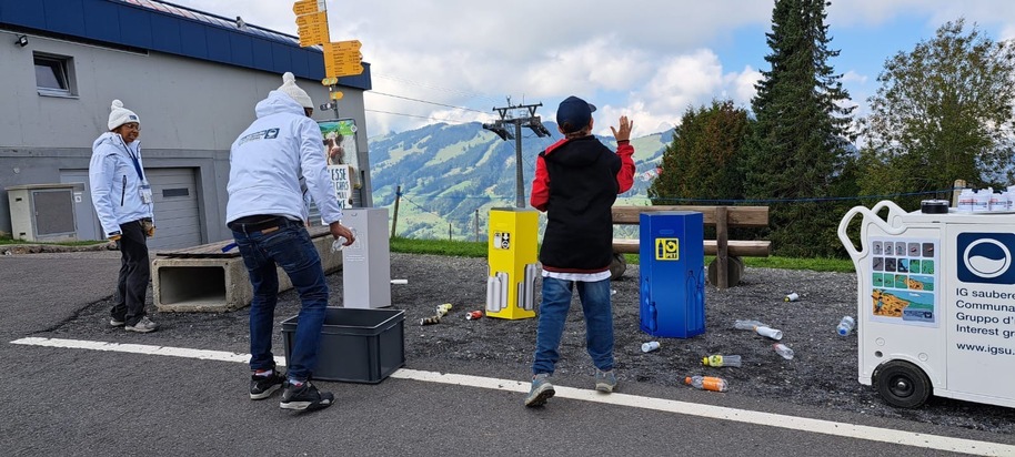Medienmitteilung: «IGSU-Botschafter für saubere Wanderwege in Sattel-Hochstuckli»