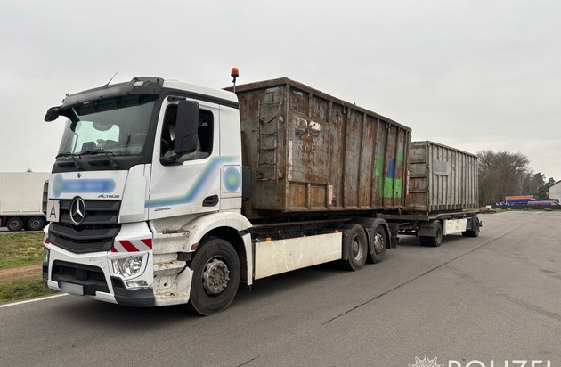 POL-PPWP: Polizei zieht völlig desolaten Lkw aus dem Verkehr