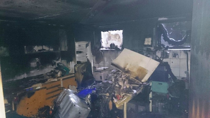 FW-KLE: Rauchmelder reißt Familie bei Kellerbrand aus dem Schlaf