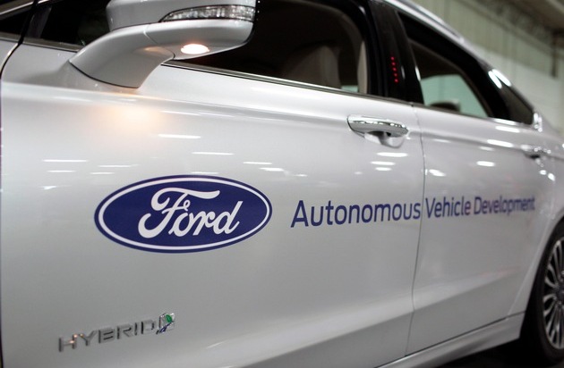 Ford-Werke GmbH: Selbstfahrende Autos: Ford gründet "Ford Autonomous Vehicles LLC" (FOTO)