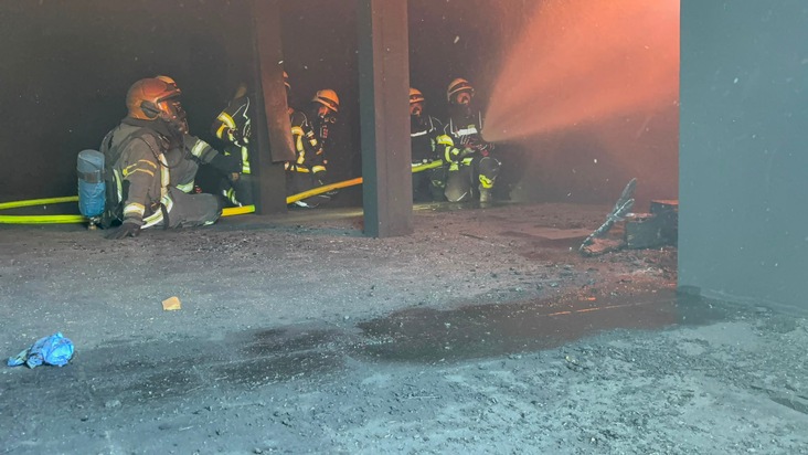 FW-KLE: Wenn Strom zur Gefahr wird: Freiwillige Feuerwehr Bedburg-Hau trainiert den Ernstfall
