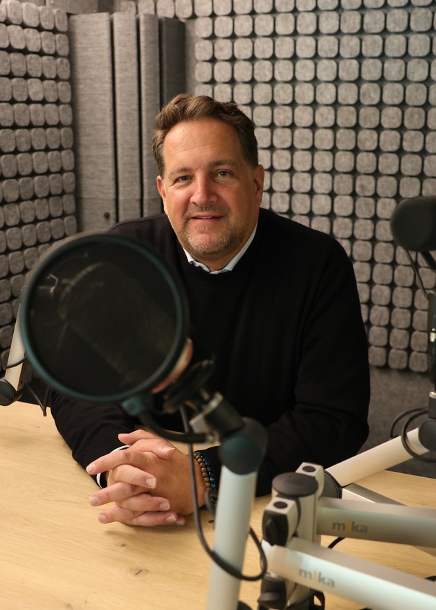 &quot;Impact - Der Podcast für die Apotheke&quot;: neues Audioformat für Apothekenteams