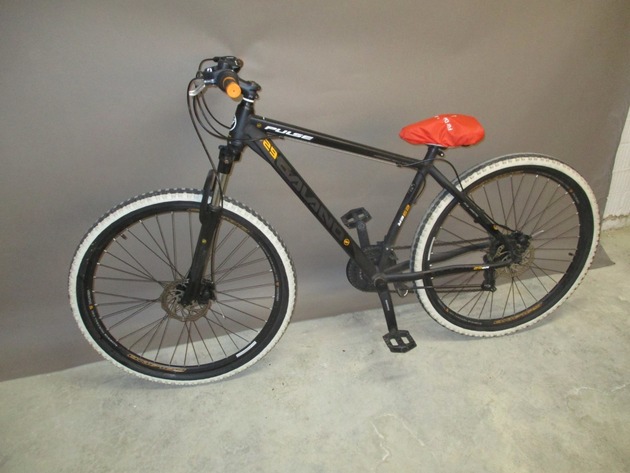 POL-BS: Eigent&uuml;mer gesucht - Fahrr&auml;der sichergestellt