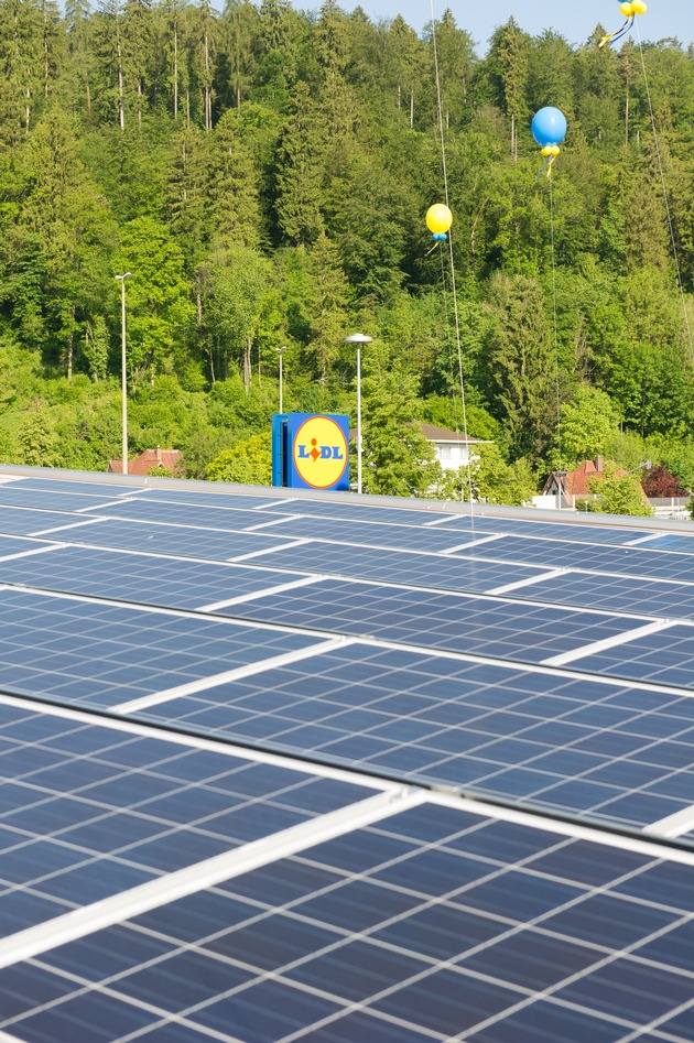 Nuovo obiettivo in termini di energia: 100 filiali con impianti fotovoltaici entro il 2025 / Promozione delle energie rinnovabili