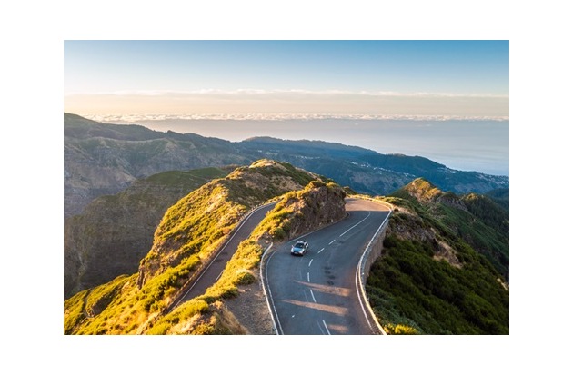 Ayvens Presseinfo: Welche Branchen beim Umstieg auf Elektroautos vorne liegen