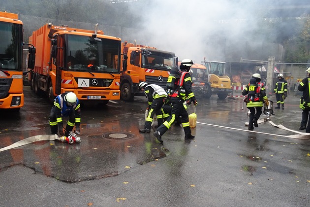 FW Mettmann: Mettmanner Feuerwehr sucht Nachwuchs / Ausbildungsgruppe startet im März