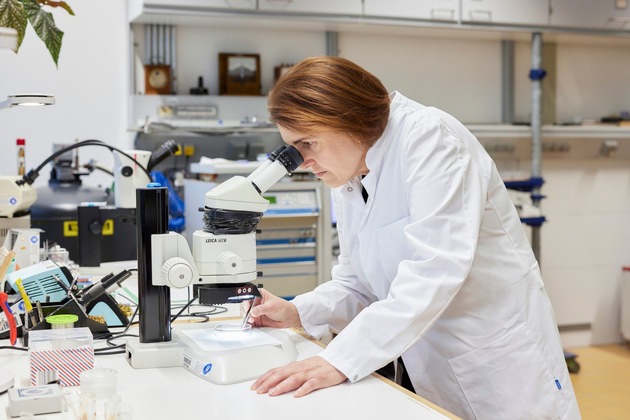Deutsche Chemikerin gewinnt internationalen L&apos;Oréal-UNESCO-Preis “For Women in Science” 2025