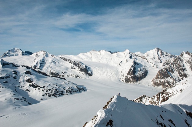 Le ski extrême de montagne - sept sommets de quatre mille mètres en moins de 24 heures