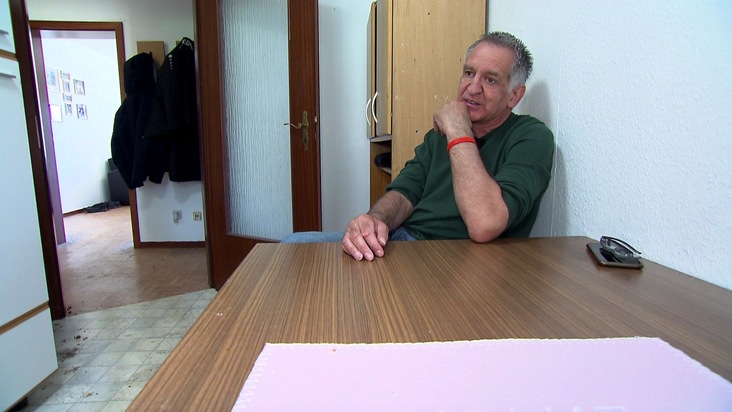 "Armes Deutschland - Stempeln oder abrackern?": Vom Torwart-Helden zum Bürgergeldempfänger: Eike Immel kämpft um den Neuanfang