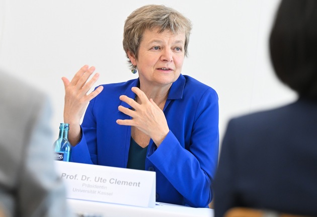 documenta Institut neu aufgestellt: Unabhängig und forschungsstark