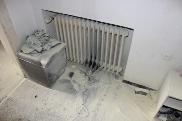 POL-NI: Brand eines Hoverboards in einer Diepenauer Wohnung fordert eine leicht verletzte Person