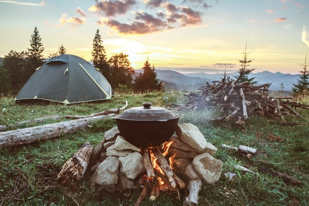 Wo die Campingfreiheit anfängt und wo sie aufhört: PiNCAMP veröffentlicht die wichtigsten Gesetze und Regelungen zu Wildcamping in Deutschland und Europa