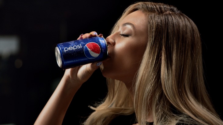 PepsiCo Deutschland GmbH: Beyoncés neuer Song "Grown Woman" spielt die Hauptrolle im globalen Pepsi Spot 2013 (BILD)