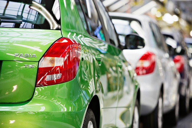 Werksferien: Produktion bereitet mit Hochdruck Anlauf des neuen SKODA Fabia vor (FOTO)