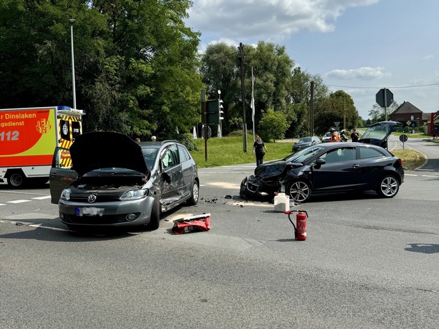 FW Hünxe: Zwei schwere Verkehrsunfälle in Hünxe - Vier Verletzte