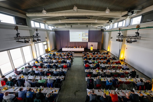 Mitgliederleistungen im Fokus - Mitgliederversammlung des ADAC Hessen-Thüringen: Mehr Einsätze für die Gelben Engel / Hohe Servicequalität