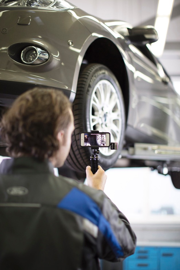 Ford führt innovativen Video Check für Werkstattkunden ein