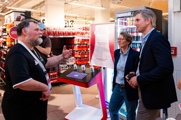 Coca-Cola, GLOBUS und Special Olympics Deutschland starten Pilotprojekt für einfacheres und zugänglicheres Einkaufen