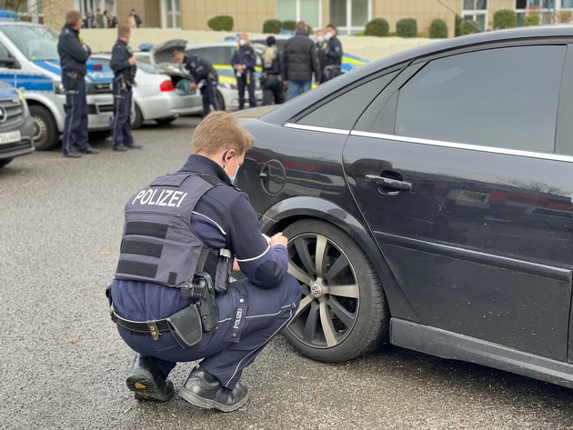 POL-BN: Bonn-Duisdorf: Hauptunfallursache Drogen/Alkohol im Straßenverkehr im Visier - Polizei überprüft bei umfangreichen Kontrollen zahlreiche Fahrzeuge und Personen