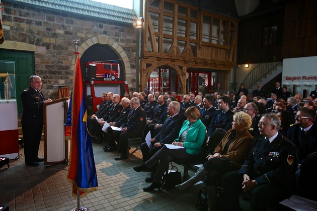 40 Ehrungen als Anerkennung des Engagements / Vielfältiger Einsatz in den Feuerwehren ausgezeichnet / Sonderausstellung eröffnet