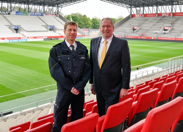POL-E: Essen: Polizeisportlerehrung NRW 2022 im Stadion an der Hafenstraße
