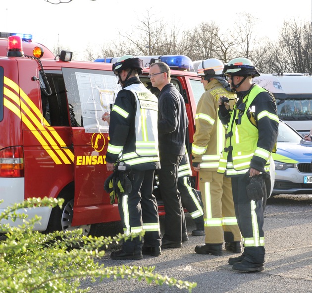 FW Mettmann: Brand einer Fertigungsmaschine bei der Firma Georg Fischer