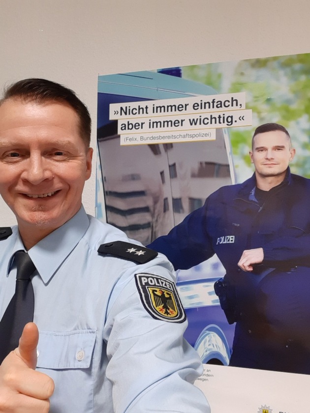 BPOL-BadBentheim: BPOL NRW: Nicht immer einfach, aber immer wichtig! - Die Einstellungsberater der Bundespolizei in Münster sagen Herzlich Willkommen!