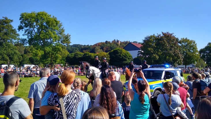 POL-OF: Zuschauermagnet Polizeischau: Rund 10.000 Besucherinnen und Besucher zog es in den Kurpark - Bad Soden-Salmünster