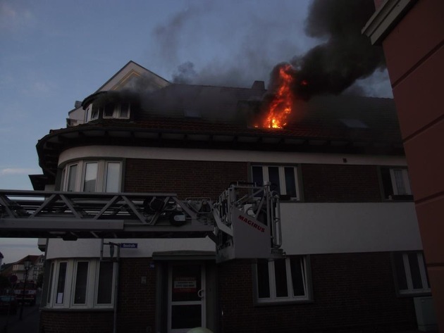 POL-NB: Brand einer Wohnung in einem Mehrfamilien- und Geschäftshaus in der historischen Altstadt von Barth LK VR