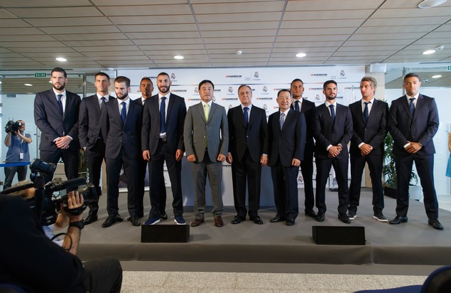 Hankook Tire und Real Madrid haben heute offiziell im Stadion Santiago Bernabéu ihren globalen Partnerschaftsvertrag unterzeichnet