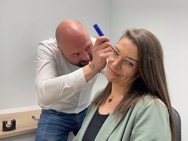 Bewerbungsfrist f&uuml;r GR&Uuml;NDERSTAR wird verl&auml;ngert: Wettbewerb sucht noch bis 15. Februar 2026 herausragende Ideen von H&ouml;rakustik-Gr&uuml;ndern