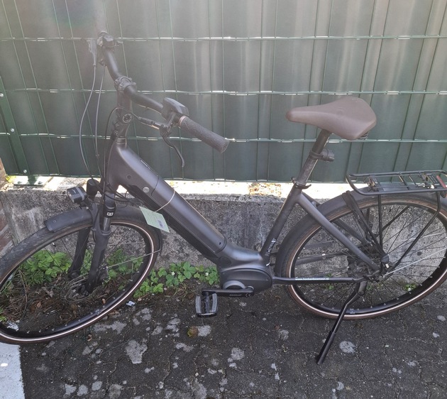 POL-KLE: Kalkar - Fahrrad und Pedelecs sichergestellt: Kripo sucht Eigent&uuml;mer