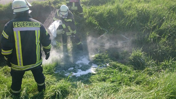 FW-WRN: Verkehrsunfall geht glimpflich aus