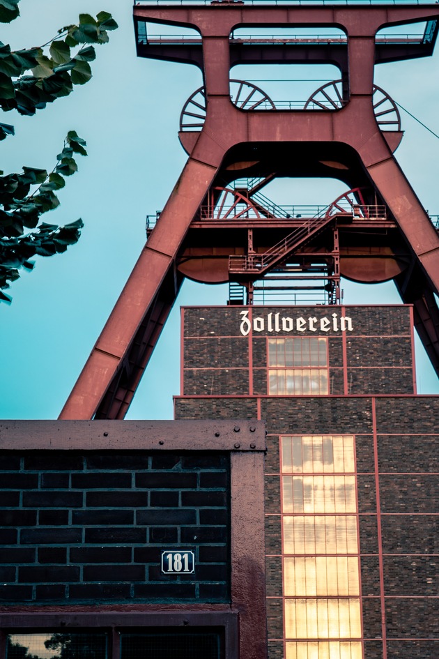 Neue Kooperation auf Zollverein für Digitalprojekte: Materna TMT und Schmiede Zollverein treiben die Digitalisierung im Ruhrgebiet voran