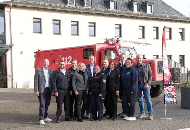 Presse-Information: Aktion kommt Jugendfeuerwehren im Südwesten zugute