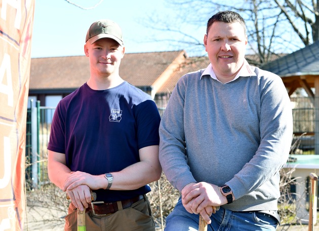 BAUHAUS pflanzt Waldinsel in Dresden